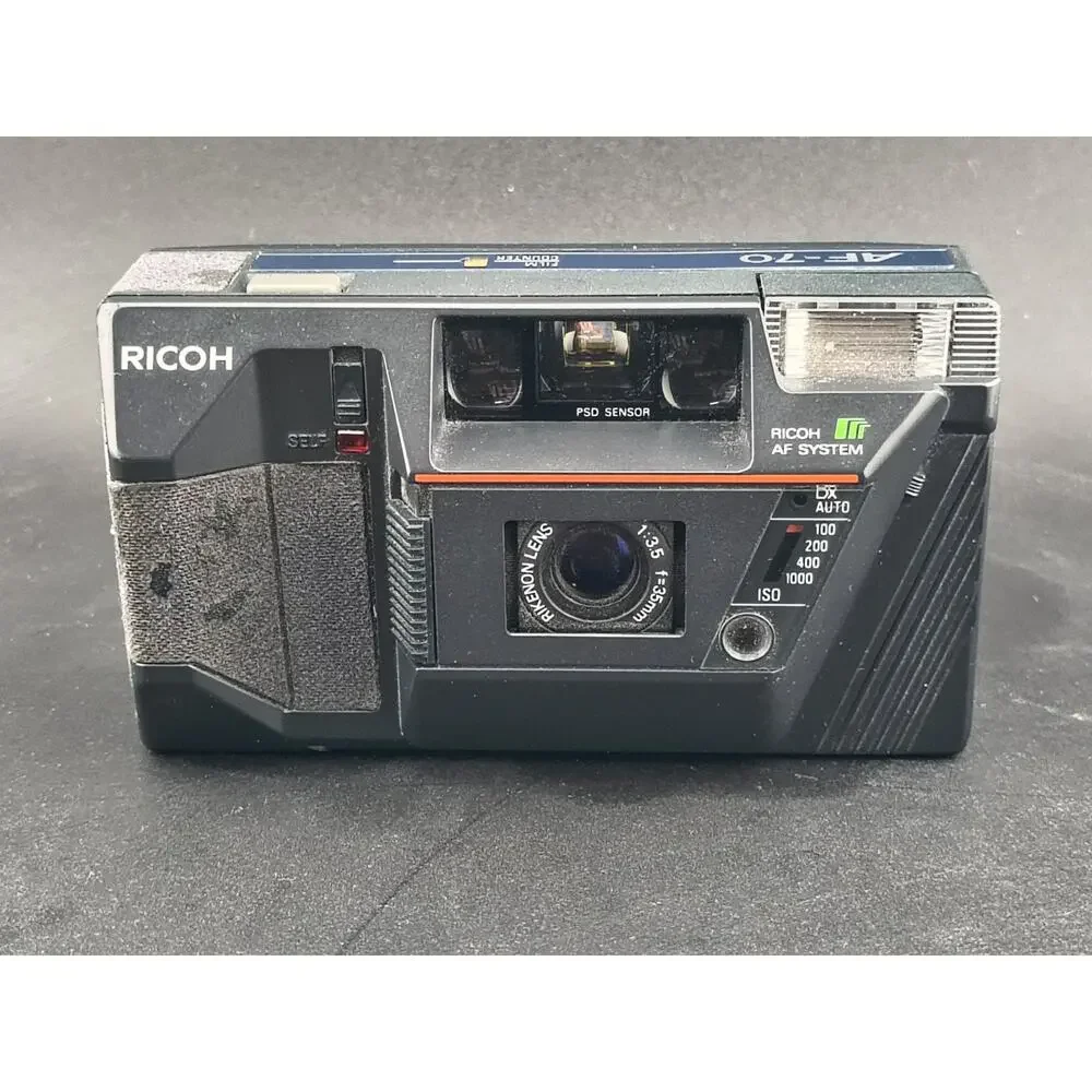 Ricoh AF-70 35mm Camera - FOR PARTS - Powers On / Flash Issue - Includes Bag